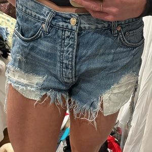 Free People Cut-off shorts! Size 28